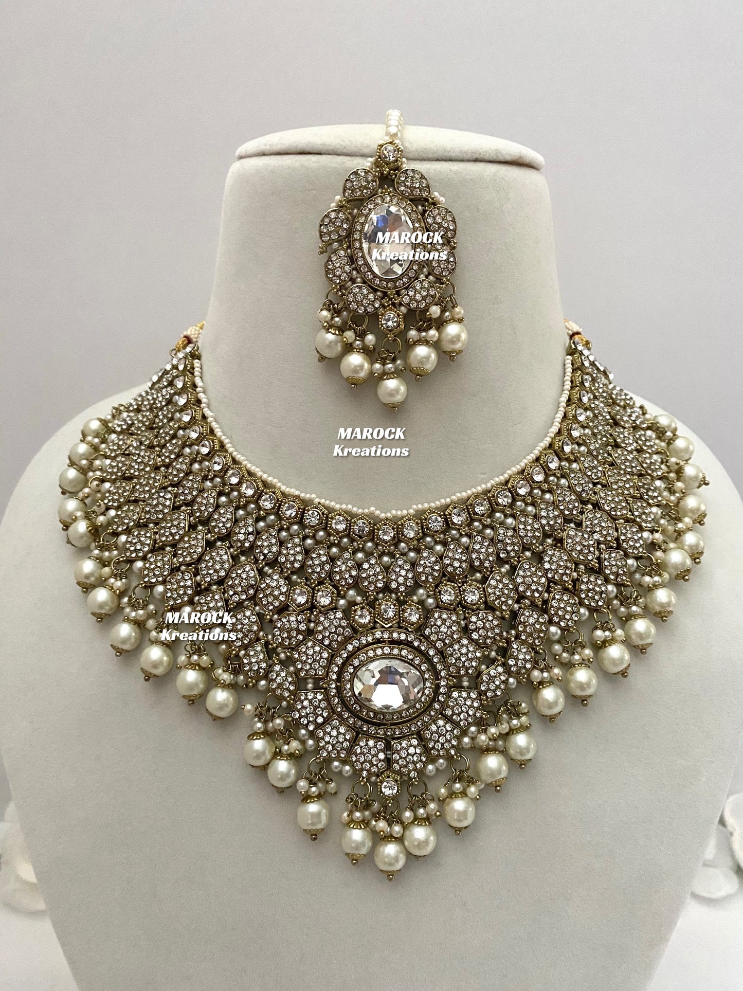 Antique Gold Pakistani Necklace set