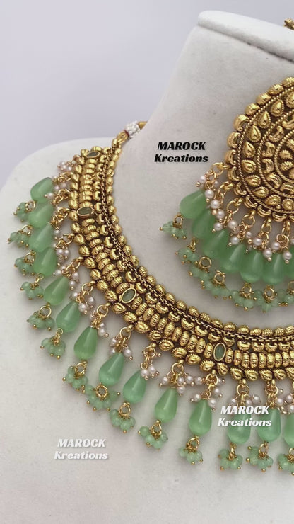 Trendy Gold plated traditional necklace sets/Elegant gold look necklace sets.